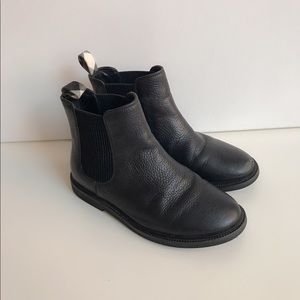 Burberry Boots for kids
